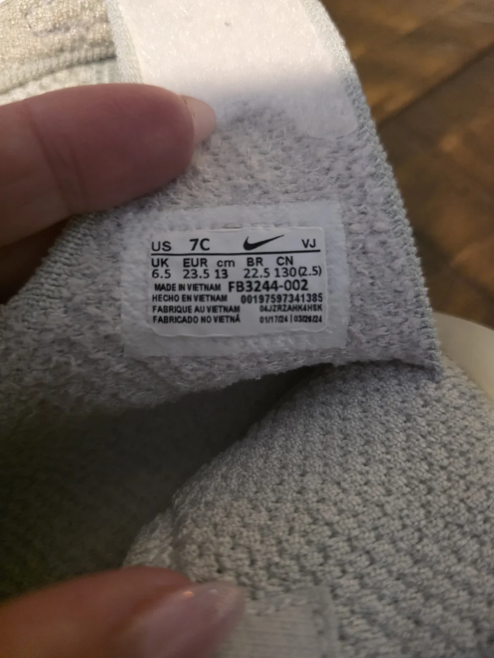 Nike Kids Slip-On Knit Shoes in Light Gray - Picture 5 of 5